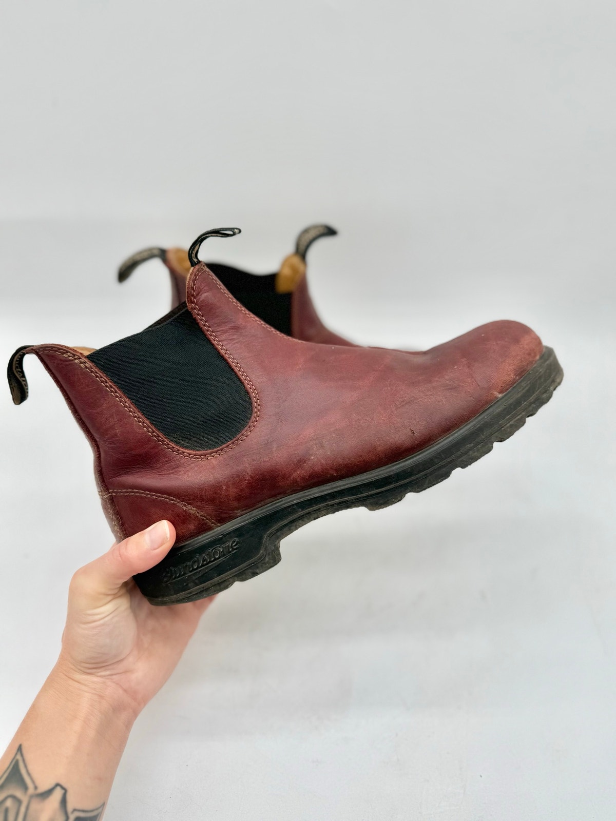 Blundstone Classic Red/Shiraz Leather Pull-On Chelsea Boots Women's Size 11